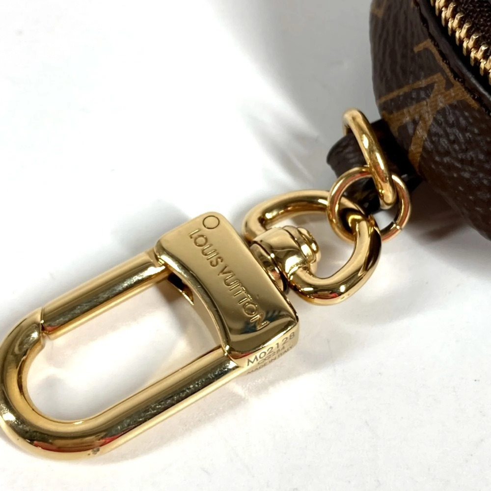 LOUIS VUITTON Authentic Brown Monogram Canvas Pouch - Picture 9 of 11